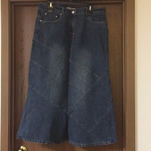 NoFuse Full Jean Riding Skirt Size 16
